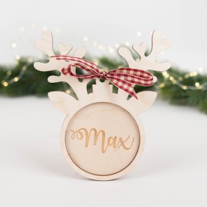 Personalisierte Holzanhänger Rentier