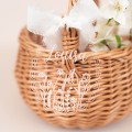 Personalisierter Osteranhänger aus transparentem Acryl in Ei Form